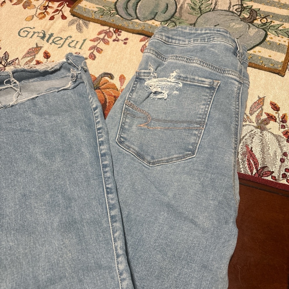 American Eagle Outfitters Light Blue Boyfriend Jeans